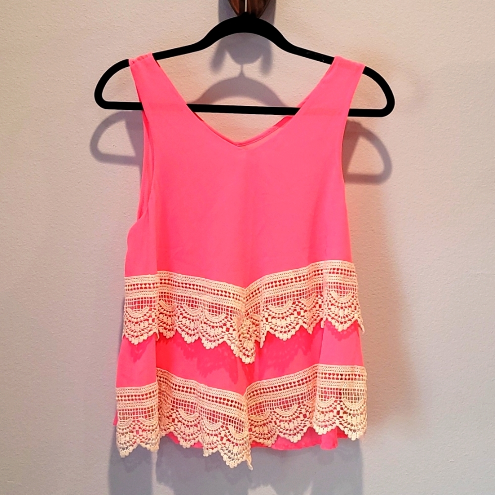 Crochet trim top
